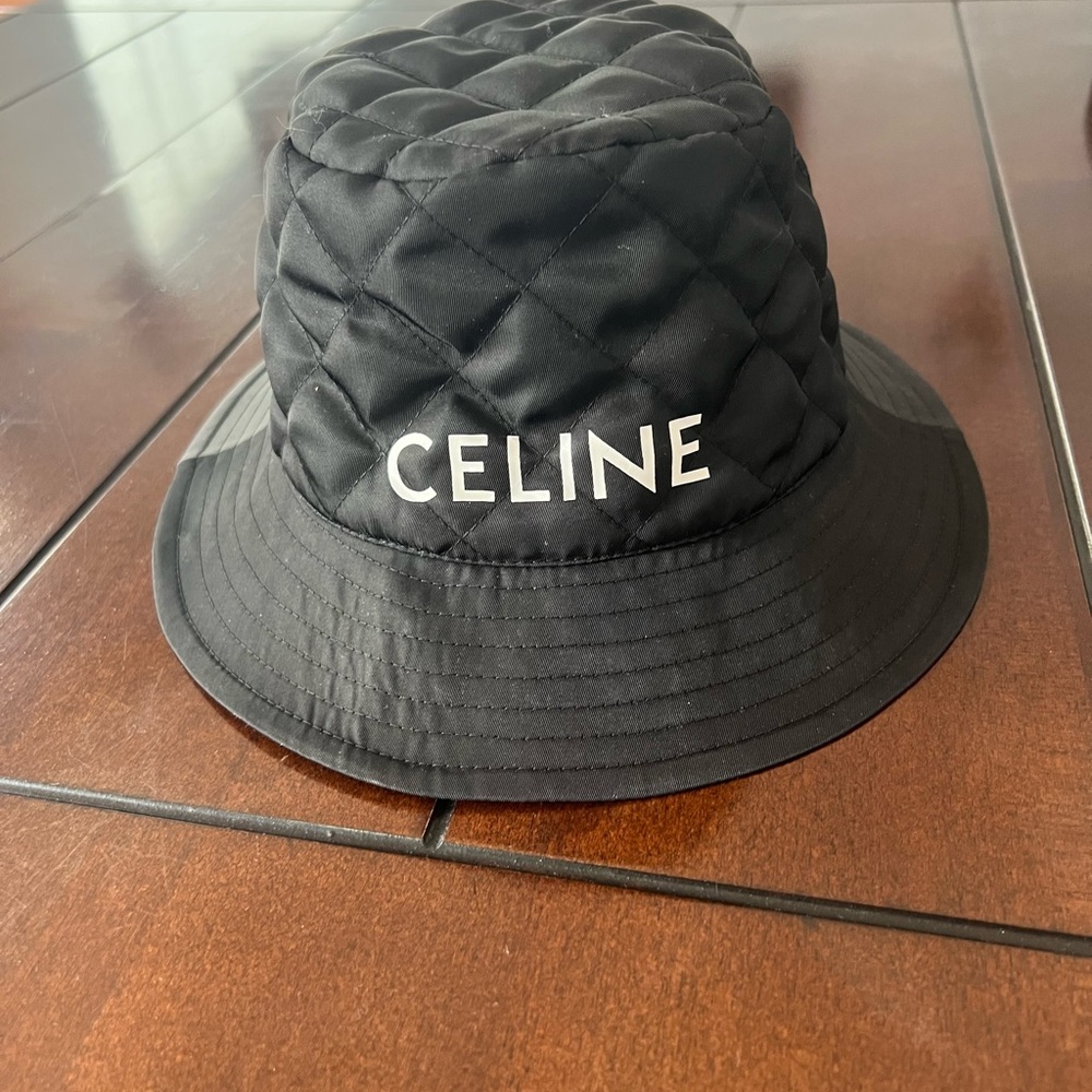 Brand new, authentic Celine Quilted Nylon Bucket Hat Size M. Tried on only!!